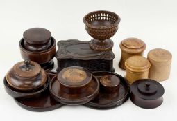 ASSORTED TREEN, including four circular trays, mahogany, walnut, etc., largest 18cms (diam.);