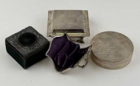 SILVER COLLECTABLES GROUP, comprising George V circular box, cover with engine turned decoration,