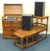 JAYCEE OAK STEREO CABINET with Hitachi stereo contents, including turntable HT-MD03, with