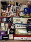 LARGE ASSORTMENT OF COSTUME JEWELLERY, including hardstone necklaces, various brooches, pendants,