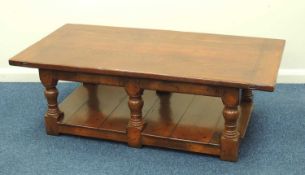 QUALITY OAK TWO-TIER COFFEE TABLE, 47 (h) x 136.5 (w) x 66cms (d) Provenance: private collection
