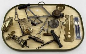 SELECTION OF COLLECTABLE CORKSCREWS including a Heeley's Original patent corkscrew 'The Pullezi',