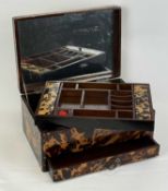 JAPANESE TORTOISESHELL EFFECT TRINKET BOX with gilded decoration, hinged cover with mirrored