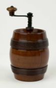 19TH CENTURY BOXWOOD BARREL SHAPED PEPPERMILL, the body with reeded decoration, steel scroll