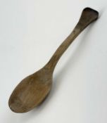 19TH CENTURY WELSH BEECH 'DOLPHIN' SHAPED SPOON, 15cms (l) Provenance: private collection Wrexham
