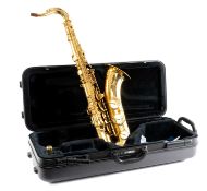 YAMAHA TENOR SAXOPHONE YTS-275, serial no. 250472, in Yamaha carry case Provenance: private