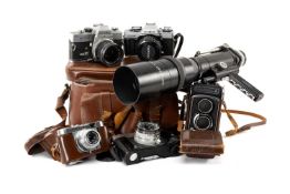 PHOTOGRAPHY CLUB HOUSE: ASSORTED CAMERAS, including Yashica-A medium format camera in ERC, Minolta