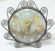 WONDERFULLY KITSCH BLACKPOOL SOUVENIR ILLUMINATED SEALIFE TABLE LAMP, c. 1960s, 24cms (h)