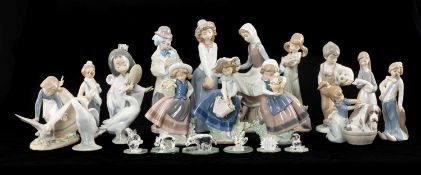 LLADRÓ FIGURINES, 5455 'Bashful Bather', 5221 'Sweet Scent', 1011 'Girl with Piglet', 5222 'Pretty