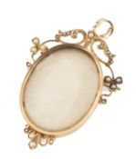 15CT GOLD SPLIT PEARL LOCKET BROOCH / PENDANT, 4.6cms, 5.6g Provenance: consigned from Swansea