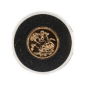 ELIZABETH II GOLD SOVEREIGN, 2019, unc., encapsulated with Harrington & Byrne COA, 7.9g