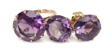 MATCHED SUITE OF 9CT GOLD & AMETHYST JEWELLERY, comprising dress ring, stone 12mms (diam.), ring