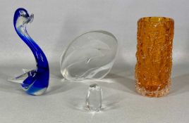 MID-CENTURY GLASSWARE, Whitefriars tangerine bark glass vase, Geoffrey Baxter, 19cms (h); Mats