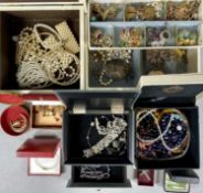 COSTUME JEWELLERY, including simulated pearls, various brooches, bead necklaces, etc. Provenance: