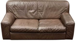 DE SEDE (SWITZERLAND) BROWN LEATHER UPHOLSTERED TWO-SEATER SETTEE, 73 (h) x 157 (w) x 86cms (d)