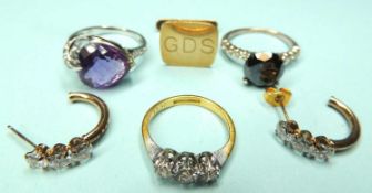 ASSORTED JEWELLERY, comprising white gemstone ring in 18ct gold and platinum, size I, 2.1g; 9ct