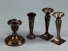 SILVER COLLECTABLES GROUP, comprising pair of Victorian silver posy vases, Sheffield 1896, 12cms (