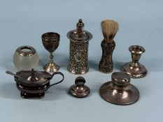 ASSORTED SILVER COLLECTABLES, early 20th century, including circular silver capstan inkwell, mustard