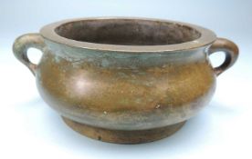 CHINESE BRONZE CENSER, cast with apocryphal Xuande seal, late 19th century, 13.5cms (diam.)