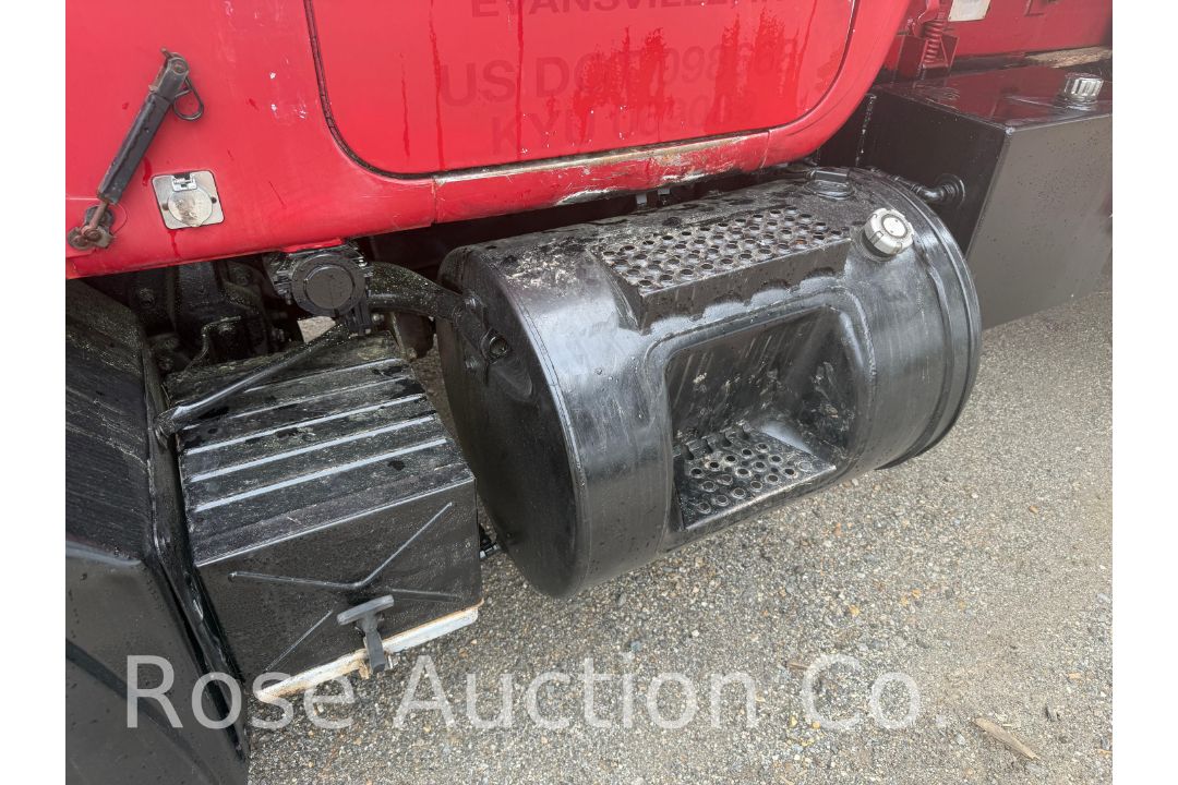 1999 Mack RD694S 1500 gal 6x4 Fuel and Lube Truck (Urbanna, VA) - Image 21 of 48