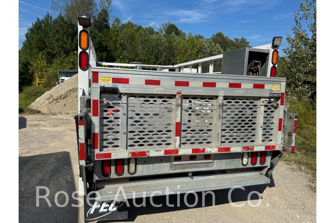 2014 Ford F550 Tire Truck (New Kent, VA) - Image 5 of 29