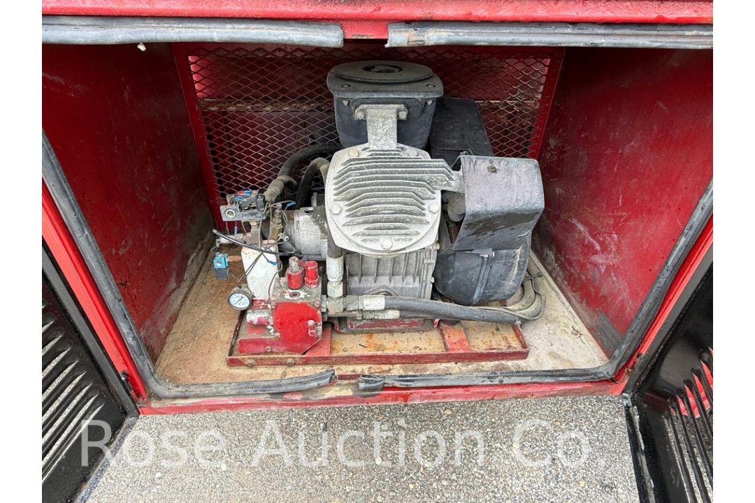 1999 Mack RD694S 1500 gal 6x4 Fuel and Lube Truck (Urbanna, VA) - Image 19 of 48