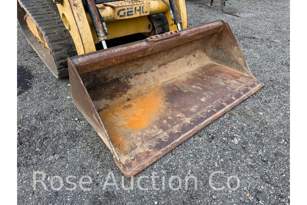 2016 Gehl RT-210 High Flow Skid Steer (Rockville, VA) - Image 8 of 28