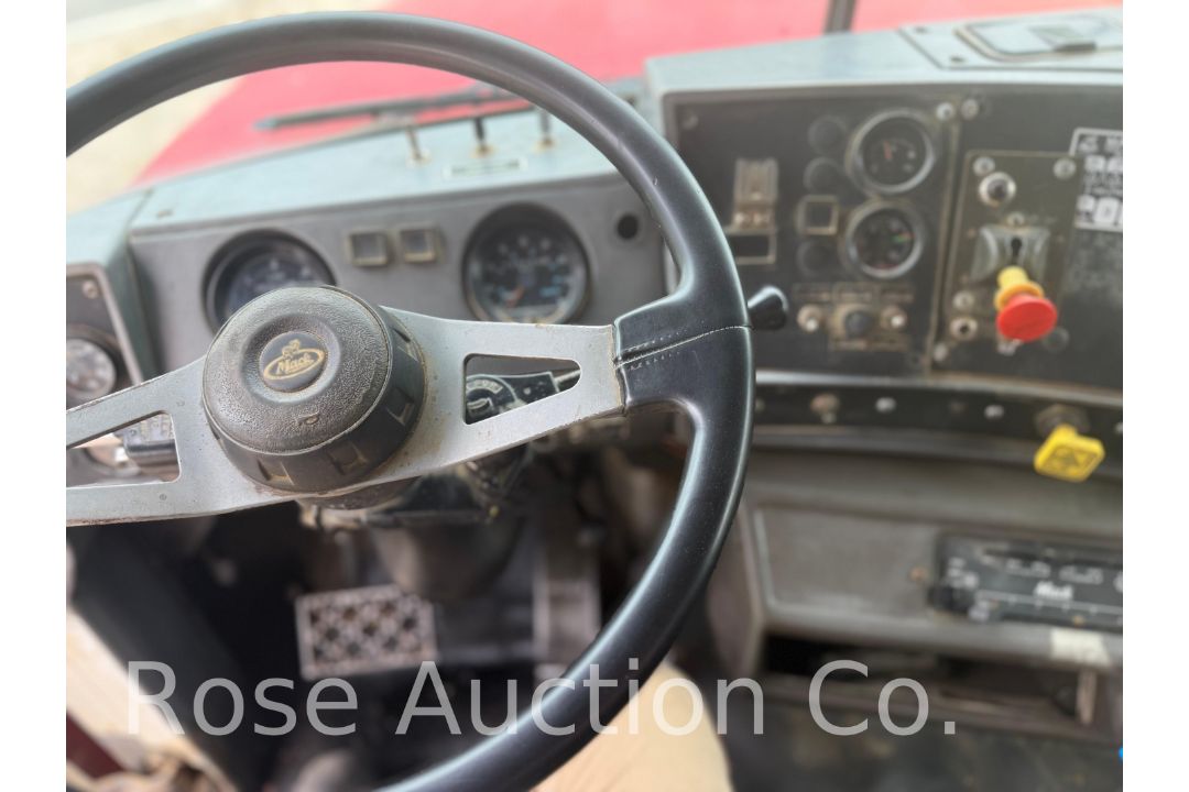1999 Mack RD694S 1500 gal 6x4 Fuel and Lube Truck (Urbanna, VA) - Image 41 of 48
