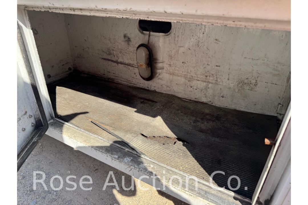 2014 Ford F550 Tire Truck (New Kent, VA) - Image 14 of 29