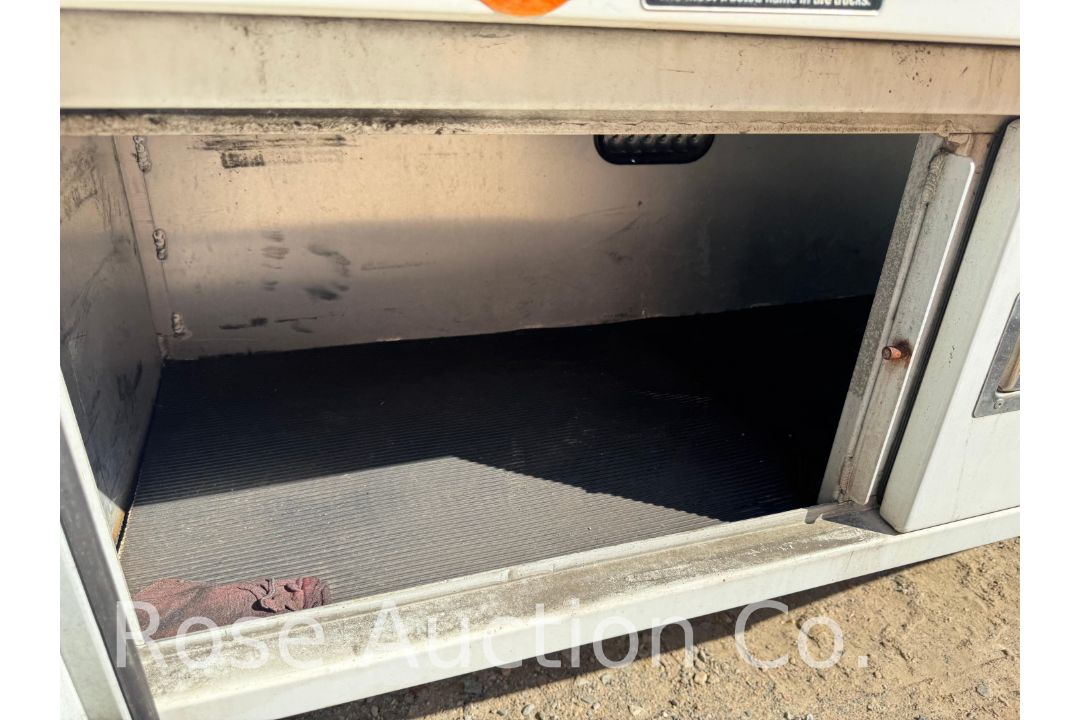 2014 Ford F550 Tire Truck (New Kent, VA) - Image 17 of 29