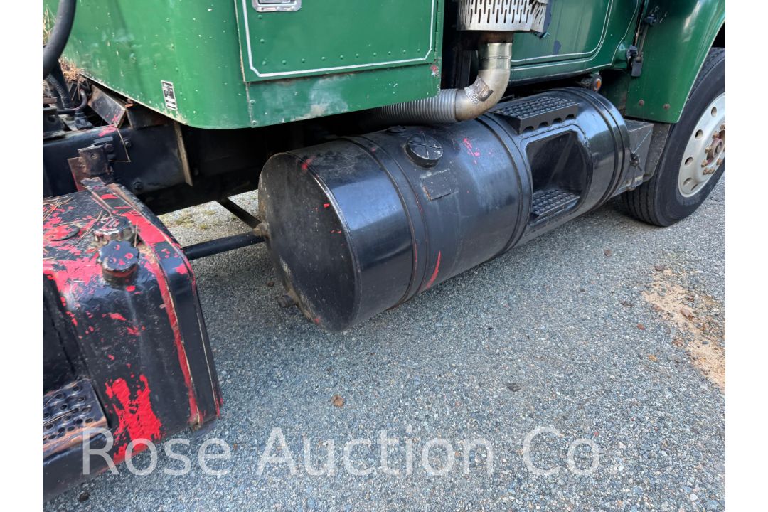 1989 Mack R688ST T/A Road Tractor Sleeper Cab (Rockville, VA) - Image 15 of 32