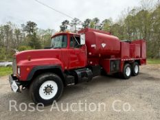 1999 Mack RD694S 1500 gal 6x4 Fuel and Lube Truck (Urbanna, VA)