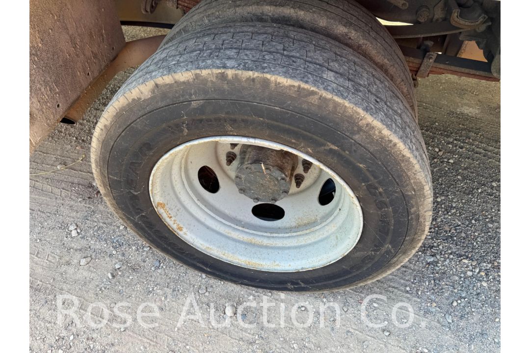 2014 Ford F550 Tire Truck (New Kent, VA) - Image 13 of 29