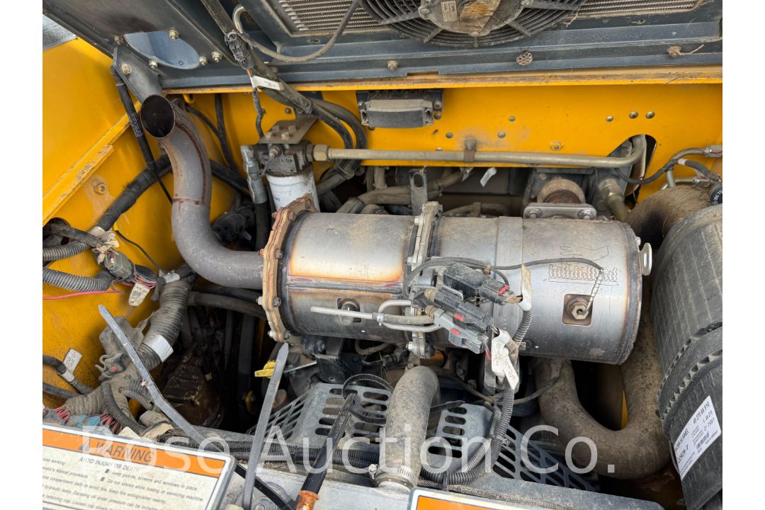 2016 Gehl RT-210 High Flow Skid Steer (Rockville, VA) - Image 23 of 28