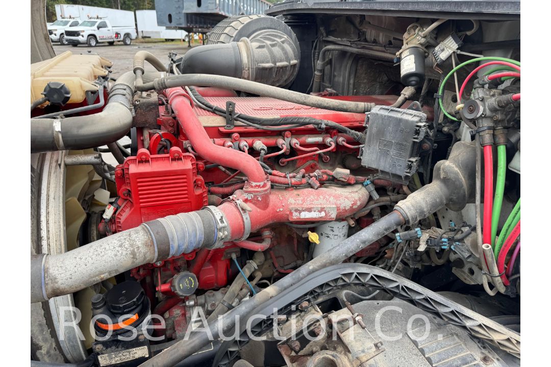 2011 Volvo VNL T/A Road Tractor ISX15 Cummins (Moyock, NC) - Image 32 of 40