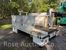 11ft Flatbed with toolboxes 84in C/A With tools boxes (Urbanna, VA)