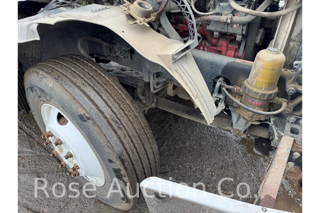 2011 Volvo VNL T/A Road Tractor ISX15 Cummins (Moyock, NC) - Image 37 of 40