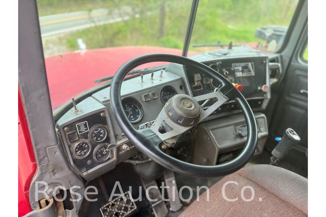 1999 Mack RD694S 1500 gal 6x4 Fuel and Lube Truck (Urbanna, VA) - Image 31 of 48