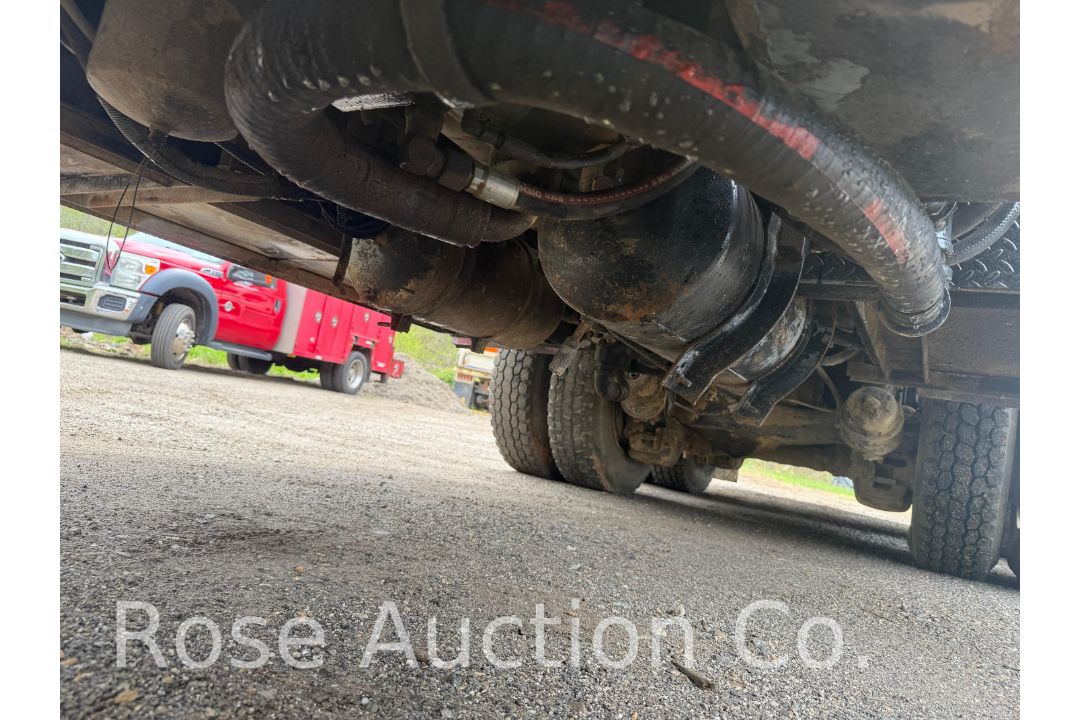 1999 Mack RD694S 1500 gal 6x4 Fuel and Lube Truck (Urbanna, VA) - Image 20 of 48