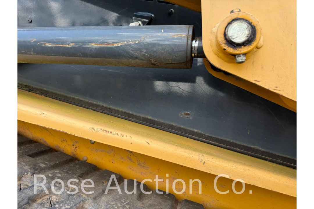 2016 Gehl RT-210 High Flow Skid Steer (Rockville, VA) - Image 22 of 28