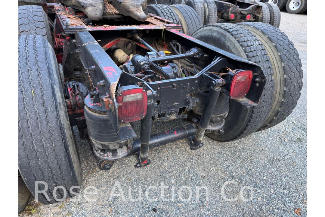 1989 Mack R688ST T/A Road Tractor Sleeper Cab (Rockville, VA) - Image 30 of 32