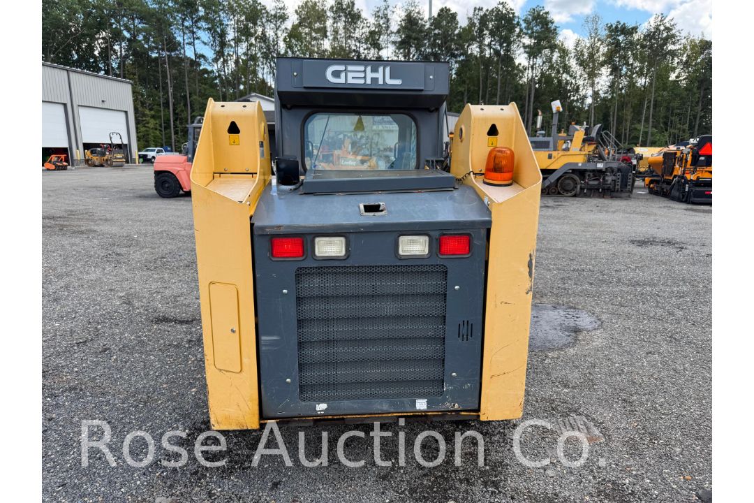 2016 Gehl RT-210 High Flow Skid Steer (Rockville, VA) - Image 4 of 28