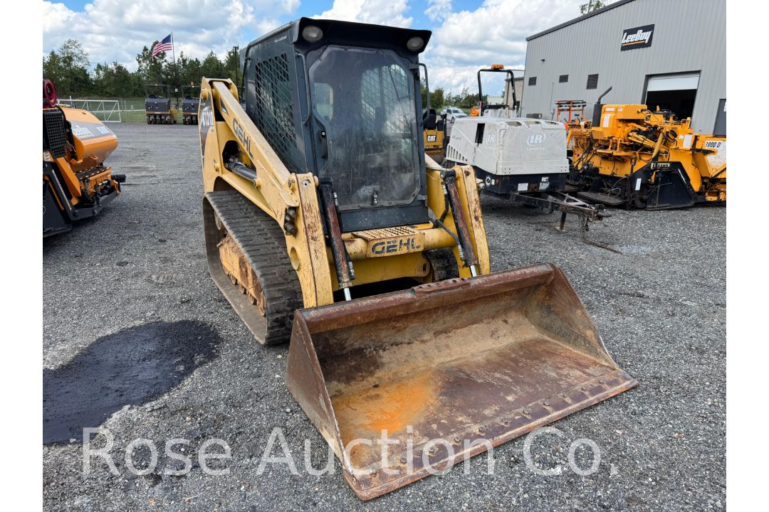 2016 Gehl RT-210 High Flow Skid Steer (Rockville, VA) - Image 7 of 28