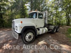 1995 Mack RD688S T/A Road Tractor (Rockville, VA)