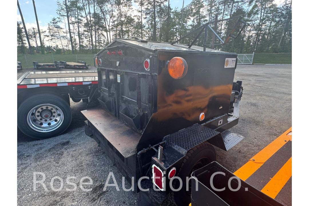 2005 RAY-TECH 4-Ton Asphalt Hot Box (Rockville, VA) - Image 4 of 15