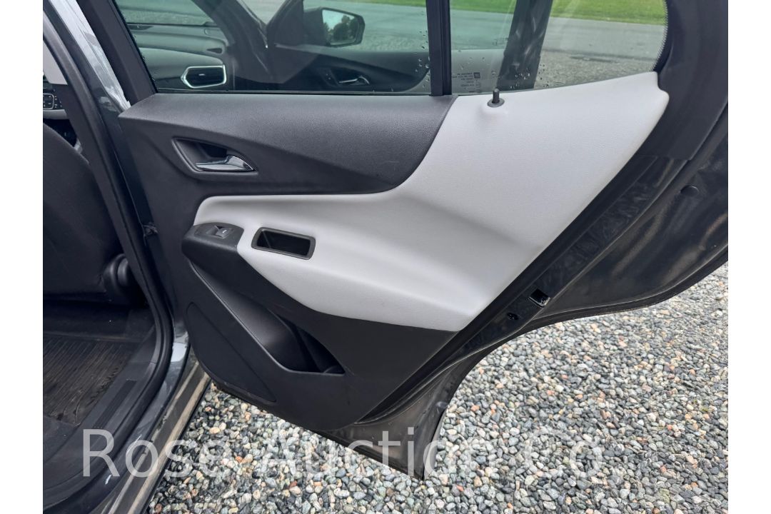 2018 Chevrolet Equinox AWD (Urbanna, VA) - Image 33 of 46