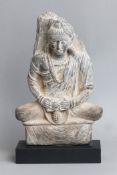 Gandhara Stuckfigur "Bodhisattva Maitreya"