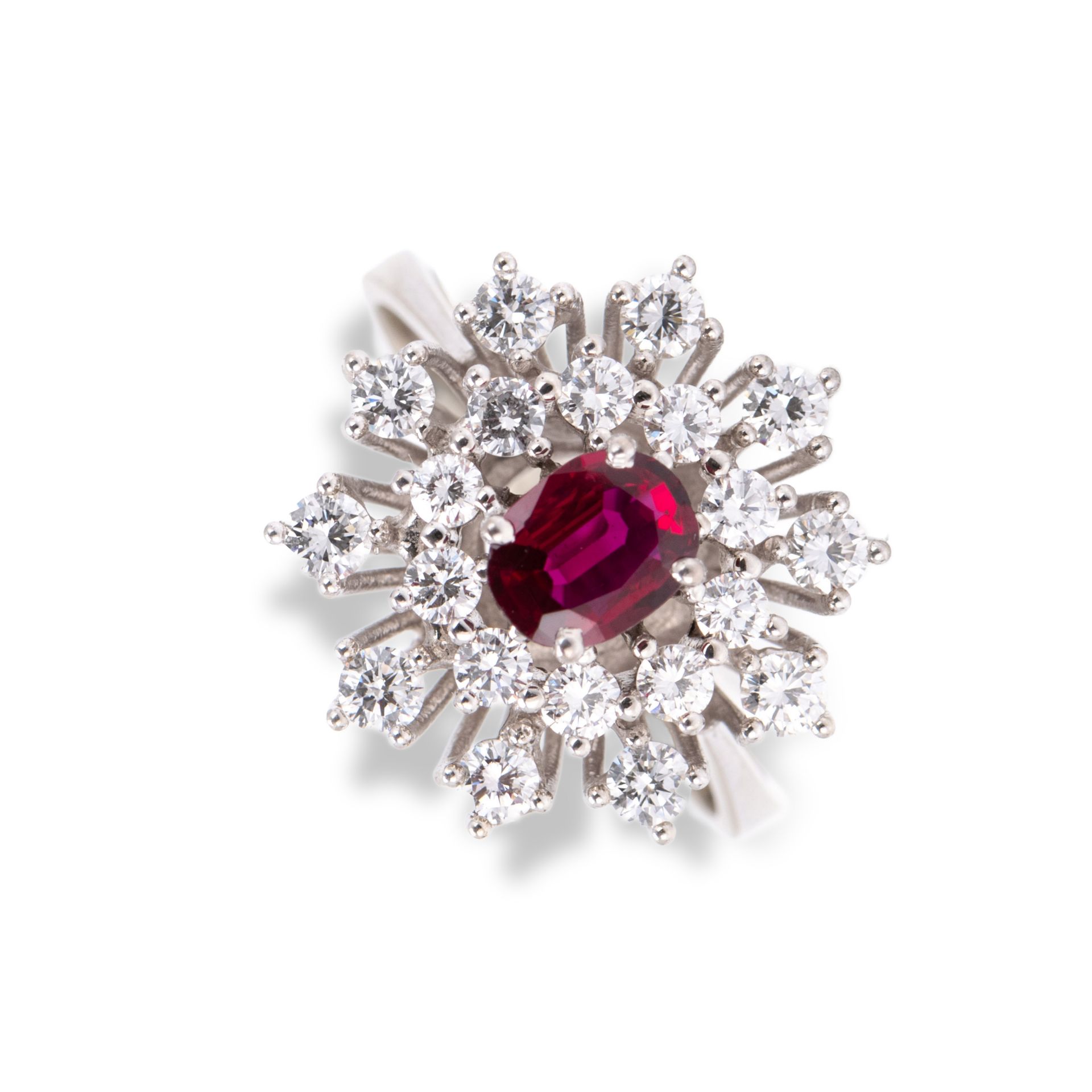 Entouragering mit Diamant- und Rubinbesatz