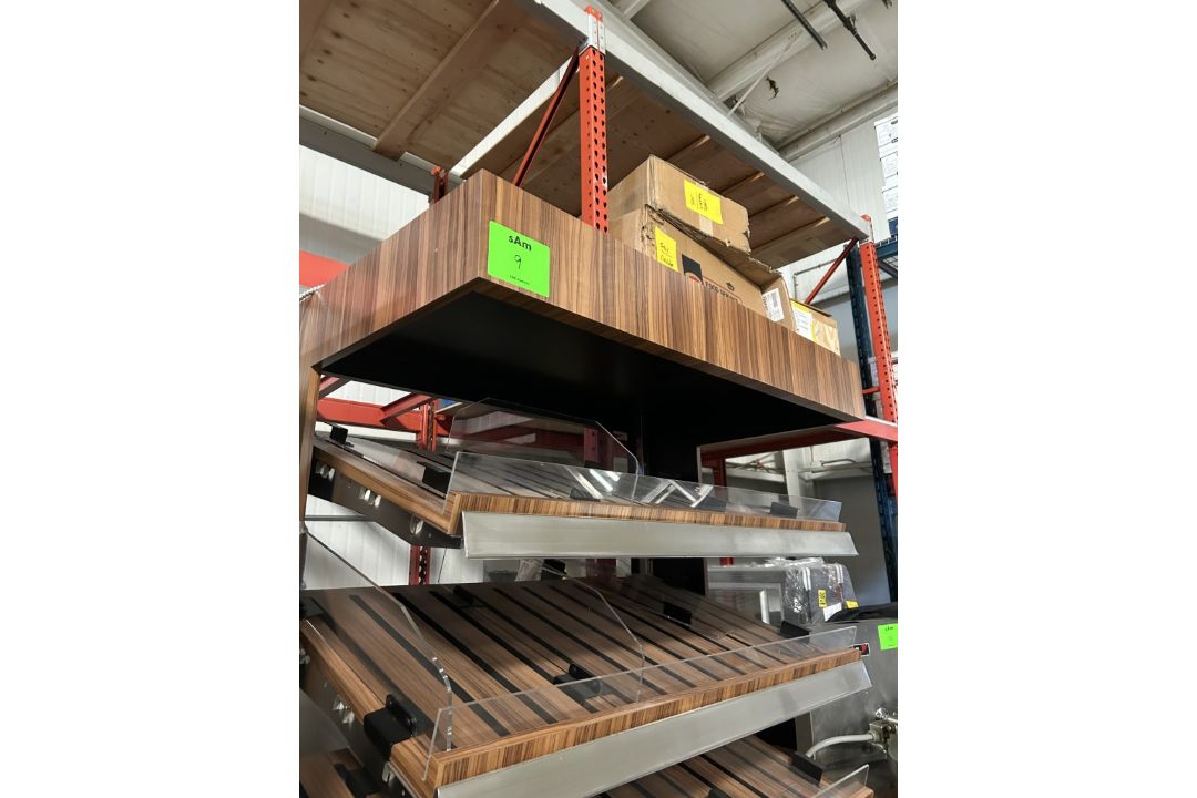 4FT 5-TIER WOODEN BAKERY MERCHANDISING SHELVING - Image 3 of 3
