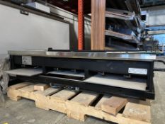 LAZY MAN 4FT 3-COMPARTMENT CHARCOAL TYPE GAS BROILER